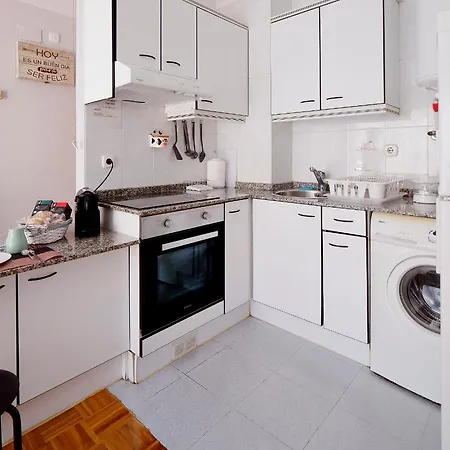 Pewini Playa Apartment Gijon