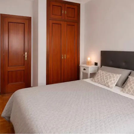 Pewini Playa Apartment Gijón